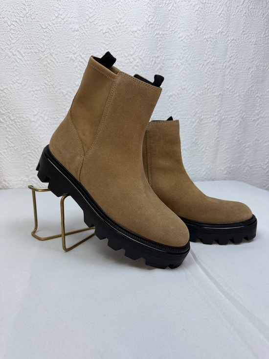 rag & bone Shoes - rag & bone Quinn Chelsea Boots Camel Suede Lug Sole New 39 (8/8.5)